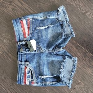 Jean short with sequence